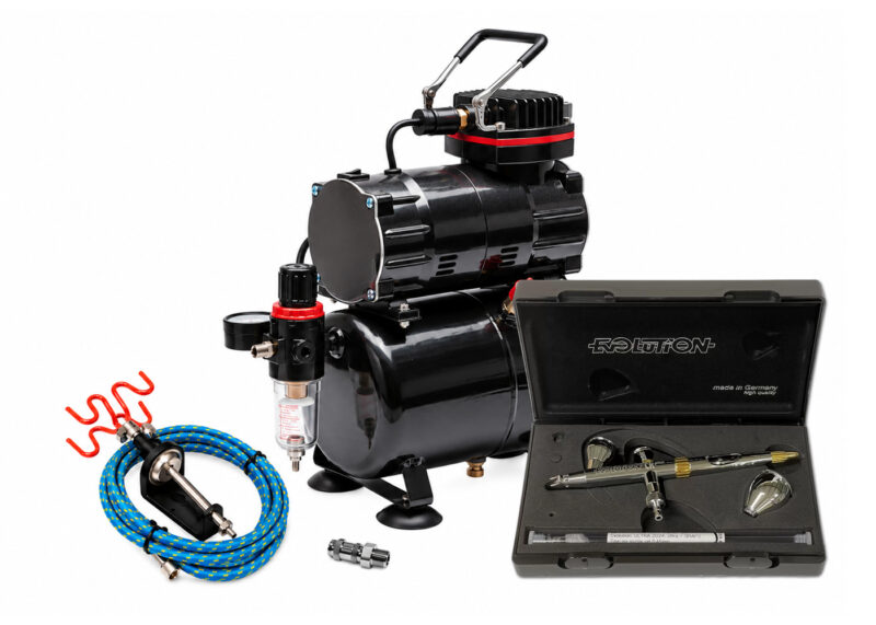 Harder & Steenbeck Evolution CRplus 2024 2-in-1 airbrush with Compressor with 3 litre tank, hose, stand and quick release system