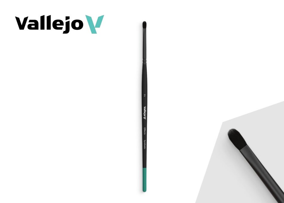 Vallejo Shader: Filbert Shader Flat Synthetic Brush No. 2